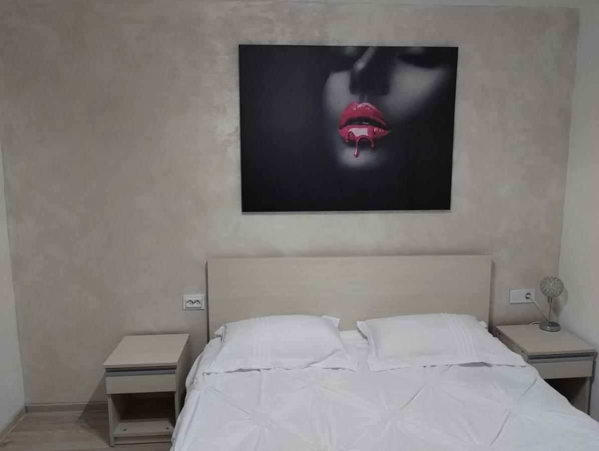 Апартаменты Casa Luisa Кэлимэнешти Экстерьер фото